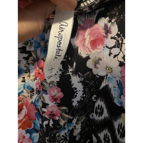 Aéropostale Mini Skirt Floral NWOT Size L Floral Short Skirt - Picture 4 of 7